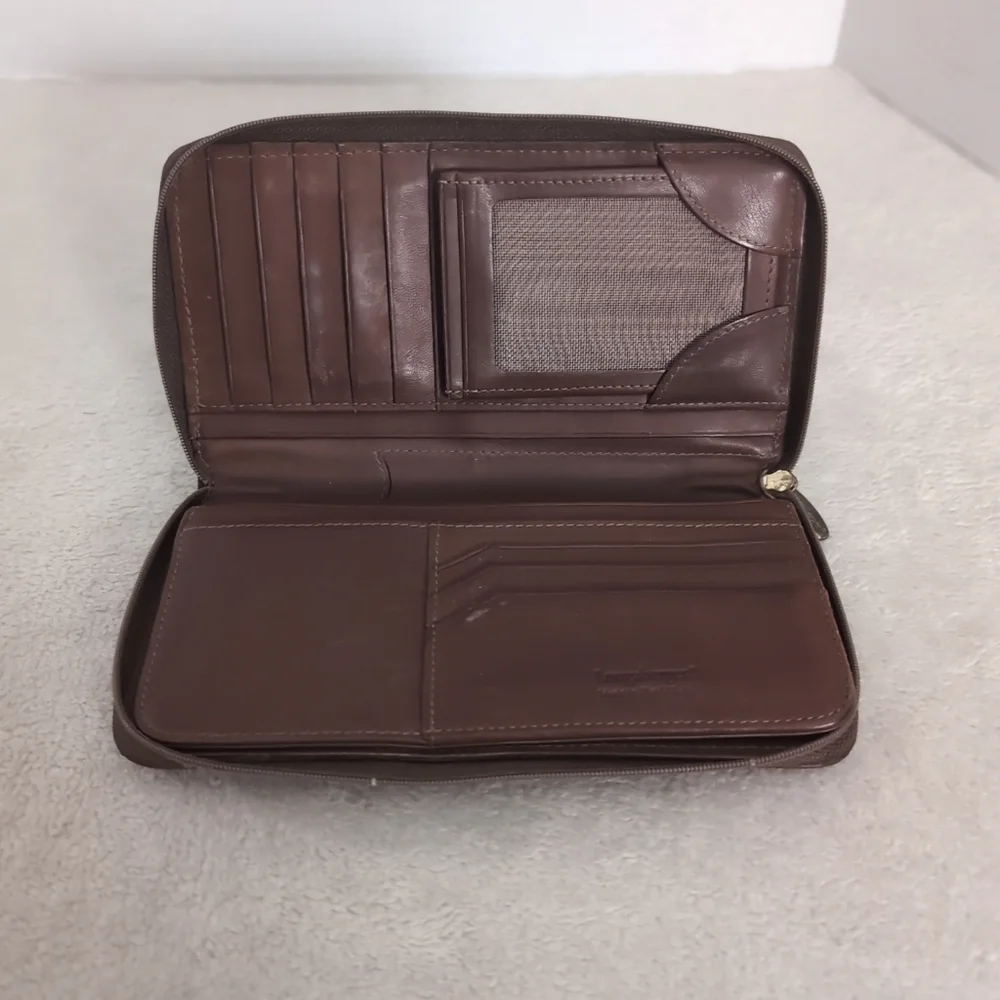 Longaberger Zip Around Leather Wallet tMulti Compartment Brown 7”x 4” Womens - Picture 6 of 6